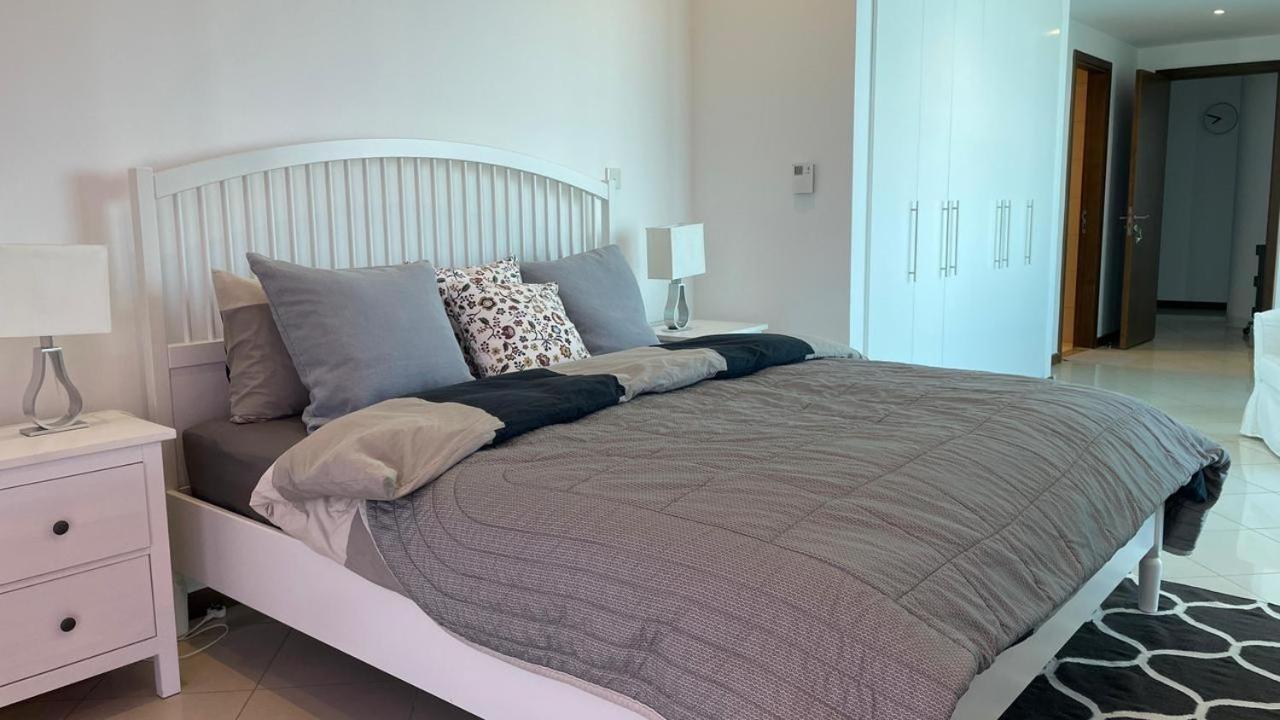 Apartment Luxurious One Bedroom - Rose
